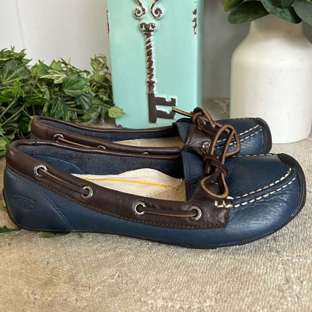Keen Women's Blue and Brown Loafers - Picture 5 of 10